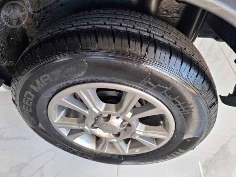 FORD - ECOSPORT 1.6 FREESTYLE 8V FLEX 4P MANUAL - 2010/2011 - PRATA - R$ 39.500,00