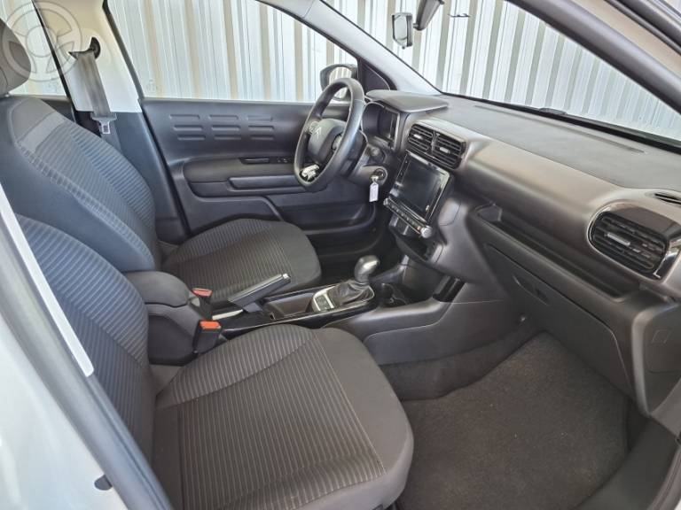 CITROËN - C4 CACTUS 1.6 VTI FEEL BUS FLEX 4P AUTOMATICO - 2020/2021 - BRANCA - R$ 76.500,00