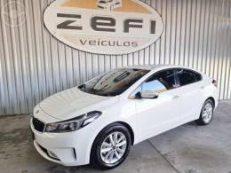 KIA MOTORS - CERATO 1.6 SX 16V FLEX 4P AUTOMÁTICO - 2018/2019 - BRANCA - R$ 85.900,00