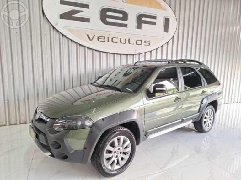 FIAT - PALIO 1.8 MPI ADVENTURE WEEKEND 16V FLEX 4P MANUAL - 2014/2015 - VERDE - R$ 49.900,00