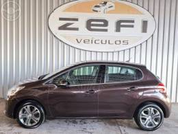 PEUGEOT - 208 1.6 GRIFFE 16V FLEX 4P AUTOMÁTICO - 2014/2015 - MARROM - R$ 48.500,00