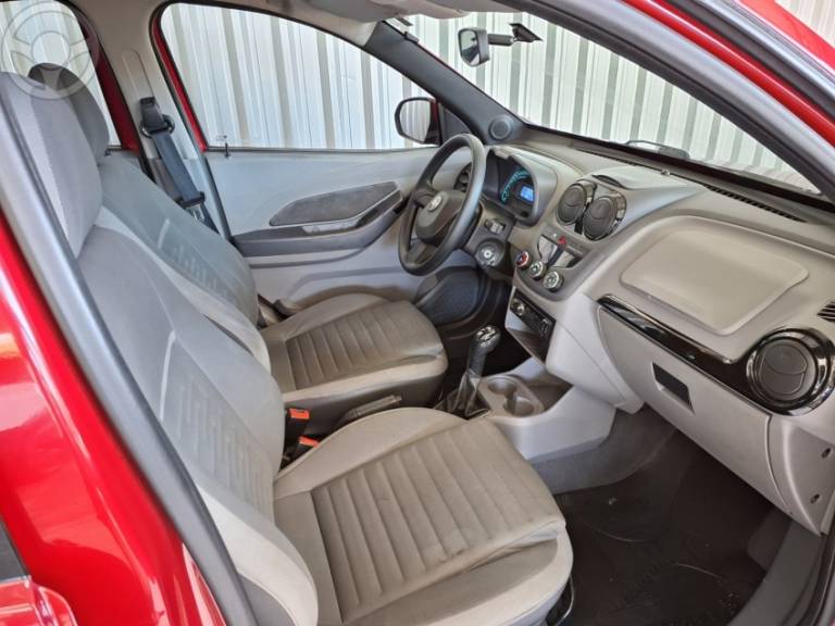 CHEVROLET - AGILE 1.4 MPFI LT 8V FLEX 4P MANUAL - 2011/2011 - VERMELHA - R$ 28.500,00