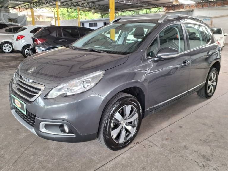 PEUGEOT - 2008 1.6 16V FLEX GRIFFE 4P AUTOMÁTICO - 2017/2018 - CINZA - R$ 68.900,00