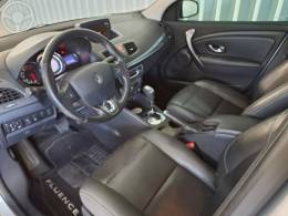 RENAULT - FLUENCE 2.0 DYNAMIQUE PLUS 16V FLEX 4P AUTOMÁTICO - 2015/2016 - PRATA - R$ 58.900,00