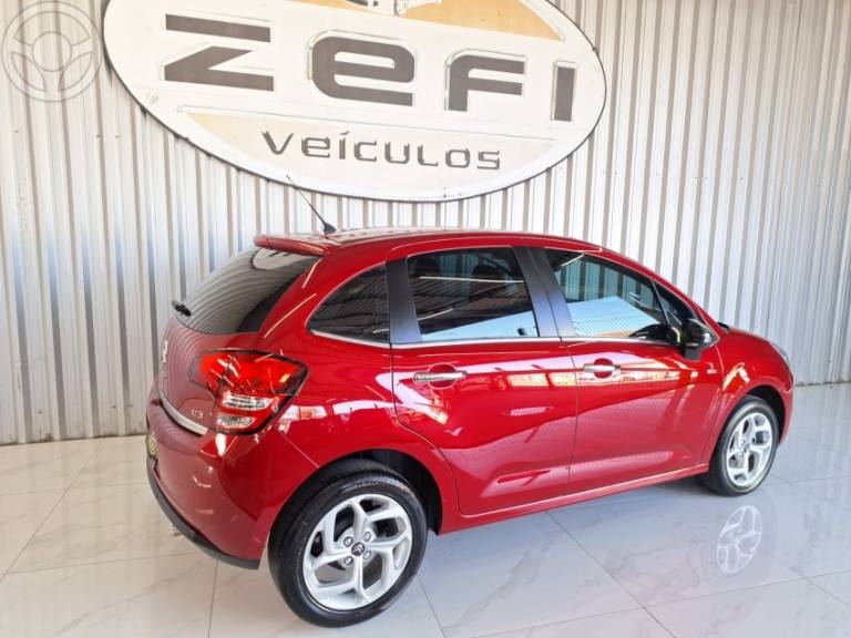 CITROËN - C3 1.6 EXCLUSIVE 16V FLEX 4P AUTOMÁTICO - 2015/2016 - VERMELHA - R$ 49.900,00