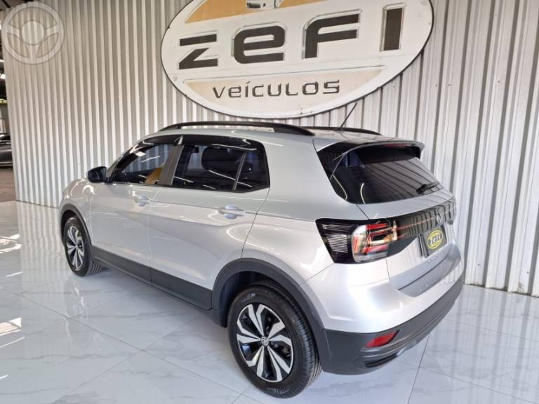 VOLKSWAGEN - T-CROSS 1.0 TSI 200 SENSE AUTOMÁTICO - 2022/2023 - PRATA - R$ 96.900,00