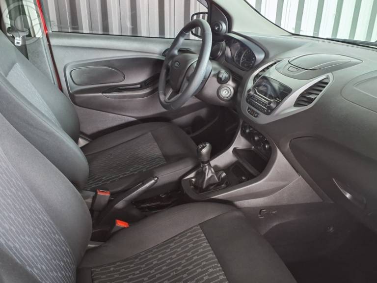 FORD - KA 1.0 SE 12V FLEX 4P MANUAL - 2020/2021 - VERMELHA - R$ 53.900,00