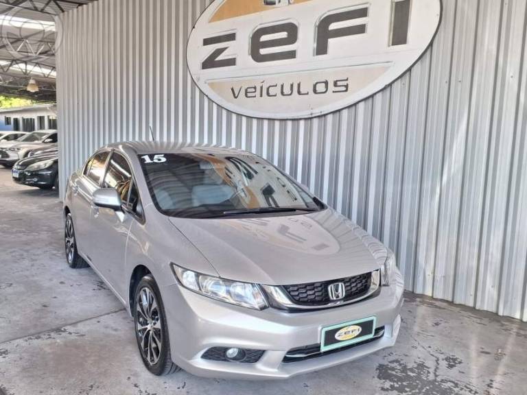 HONDA - CIVIC 2.0 LXR 16V FLEX 4P AUTOMÁTICO - 2015/2015 - PRATA - R$ 76.500,00