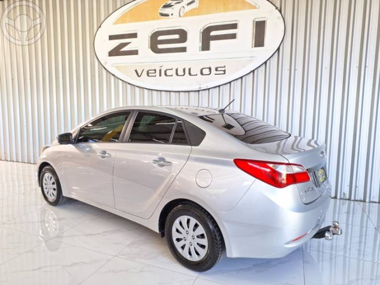 HYUNDAI - HB20S 1.6 COMFORT PLUS 16V FLEX 4P AUTOMÁTICO - 2015/2015 - PRATA - R$ 54.900,00