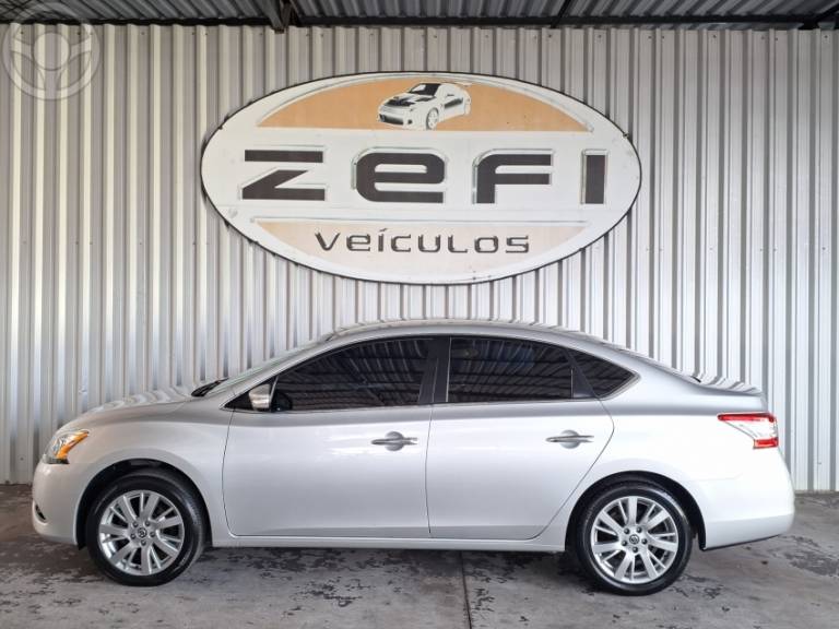 NISSAN - SENTRA 2.0 SL 16V FLEX 4P AUTOMÁTICO - 2014/2015 - PRATA - R$ 56.900,00