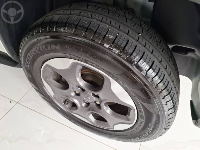 JEEP - RENEGADE 1.8 16V FLEX SPORT 4P MANUAL - 2018/2019 - BRANCA - R$ 72.900,00