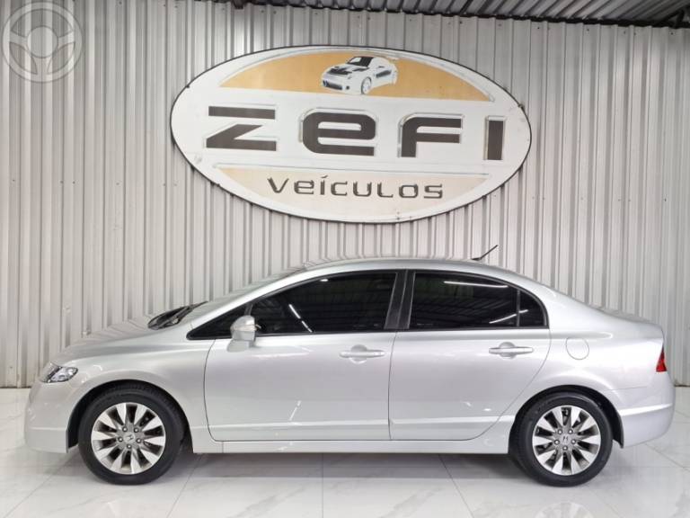 HONDA - CIVIC 1.8 LXL 16V FLEX 4P AUTOMÁTICO - 2011/2011 - PRATA - R$ 56.900,00