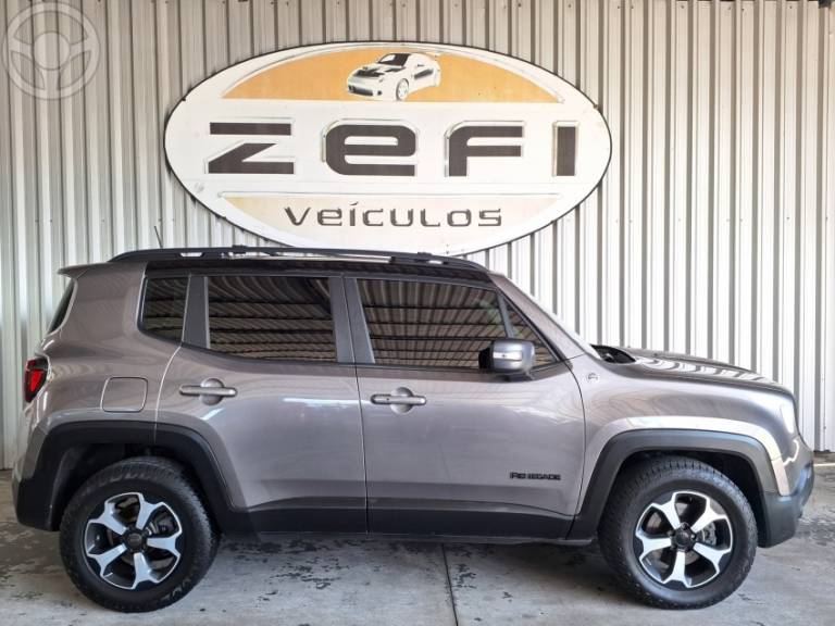 JEEP - RENEGADE 2.0 16V TURBO DIESEL TRAILHAWK 4P 4X4 AUTOMÁTICO - 2020/2020 - CINZA - R$ 111.900,00