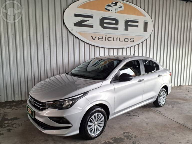 FIAT - CRONOS 1.0 FIREFLY DRIVE FLEX 4P MANUAL - 2022/2023 - PRATA - R$ 70.900,00