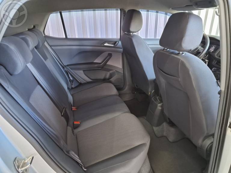 VOLKSWAGEN - T-CROSS 1.0 TSI 200 SENSE AUTOMÁTICO - 2022/2023 - PRATA - R$ 97.900,00