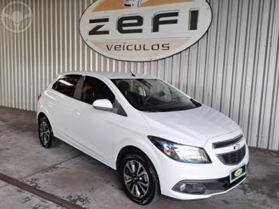 CHEVROLET - ONIX 1.4 MPFI LTZ 8V FLEX 4P MANUAL - 2016/2016 - BRANCA - Sob Consulta