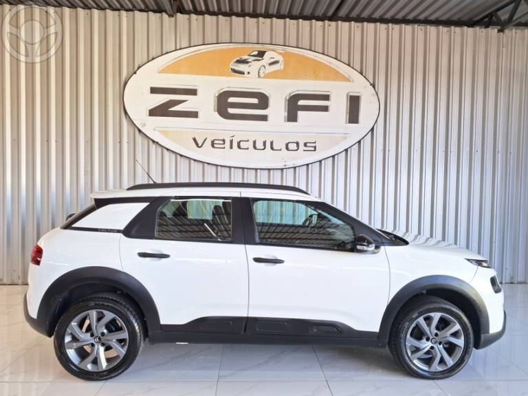 CITROËN - C4 CACTUS 1.6 VTI FEEL BUS FLEX 4P AUTOMATICO - 2020/2021 - BRANCA - R$ 76.500,00