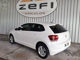 VOLKSWAGEN - POLO 1.0MPI TOTAL FLEX MANUAL - 2020/2021 - BRANCA - R$ 72.900,00