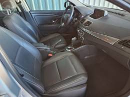 RENAULT - FLUENCE 2.0 DYNAMIQUE PLUS 16V FLEX 4P AUTOMÁTICO - 2015/2016 - PRATA - R$ 57.500,00