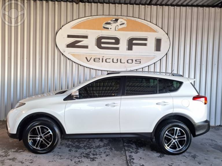 TOYOTA - RAV4 2.0 4X4 16V 4P AUTOMÁTICO - 2013/2014 - BRANCA - R$ 91.900,00