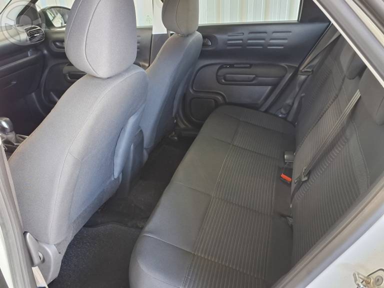 CITROËN - C4 CACTUS 1.6 VTI FEEL BUS FLEX 4P AUTOMATICO - 2020/2021 - BRANCA - R$ 76.500,00
