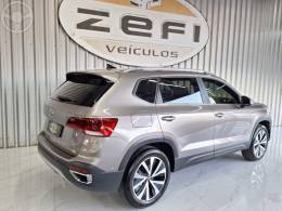 VOLKSWAGEN - TAOS 1.4 16V HIGHLINE TSI FLEX 4P AUTOMÁTICO - 2023/2023 - BEGE - R$ 164.900,00