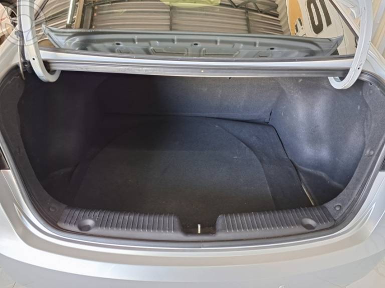 HYUNDAI - HB20S 1.6 COMFORT PLUS 16V FLEX 4P AUTOMÁTICO - 2015/2015 - PRATA - R$ 54.900,00