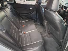 CHEVROLET - TRACKER 1.0 12V LT TURBO FLEX 4P AUTOMÁTICO - 2022/2023 - PRATA - R$ 103.900,00