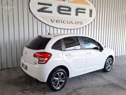 CITROËN - C3 1.2 TENDANCE PURE TECH 12V 4P MANUAL - 2017/2018 - BRANCA - R$ 48.900,00