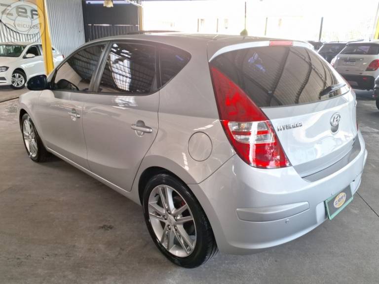 HYUNDAI - I30 2.0 MPFI GLS 16V 4P AUTOMÁTICO - 2009/2010 - PRATA - R$ 47.900,00