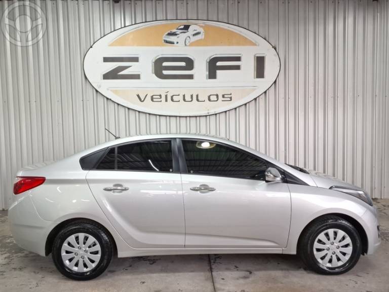 HYUNDAI - HB20S 1.6 COMFORT PLUS 16V FLEX 4P AUTOMÁTICO - 2015/2015 - PRATA - R$ 56.900,00