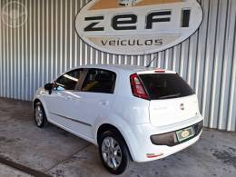 FIAT - PUNTO 1.4 ATTRACTIVE 8V FLEX 4P MANUAL - 2012/2013 - BRANCA - R$ 39.500,00