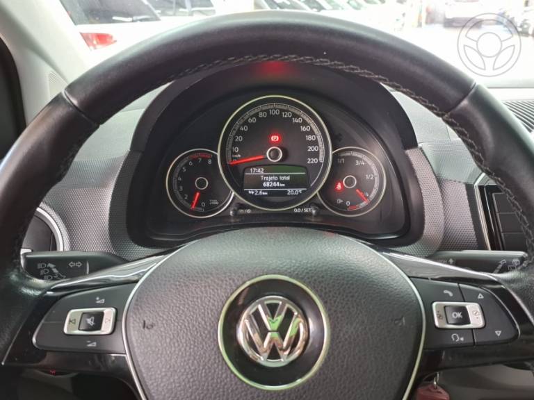VOLKSWAGEN - UP 1.0 MPI MOVE UP 12V FLEX 4P MANUAL - 2019/2019 - BRANCA - R$ 58.900,00