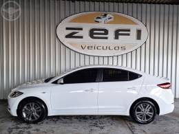 HYUNDAI - ELANTRA 2.0 16V FLEX 4P AUTOMÁTICO - 2016/2017 - BRANCA - R$ 79.900,00