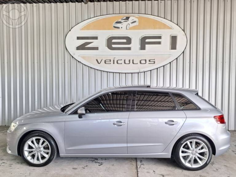 AUDI - A3 1.8 TFSI SPORTBACK 16V 4P AUTOMÁTICO - 2014/2015 - PRATA - R$ 92.900,00