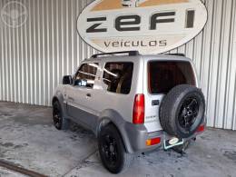 SUZUKI - JIMNY 1.3 4ALL 4X4 16V 2P MANUAL - 2010/2011 - PRATA - R$ 64.900,00