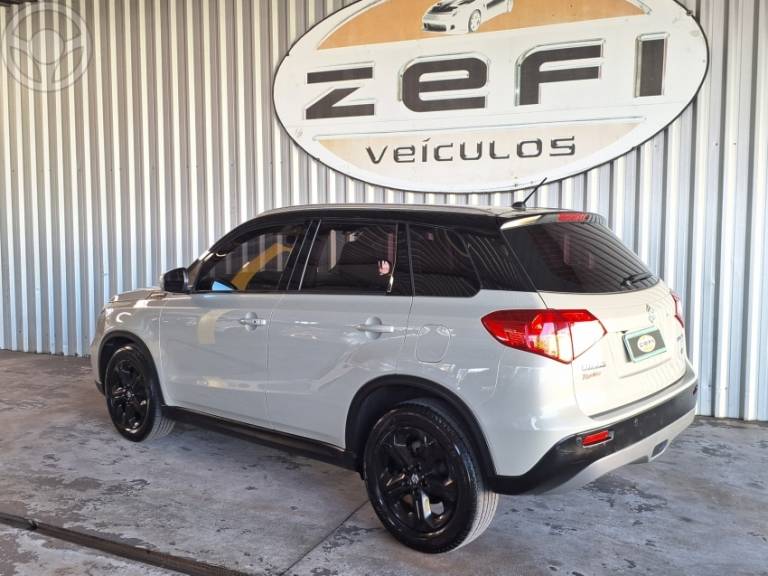 SUZUKI - VITARA 1.4 4SPORT 16V TURBO 4P AUTOMÁTICO - 2017/2018 - BEGE - R$ 87.900,00