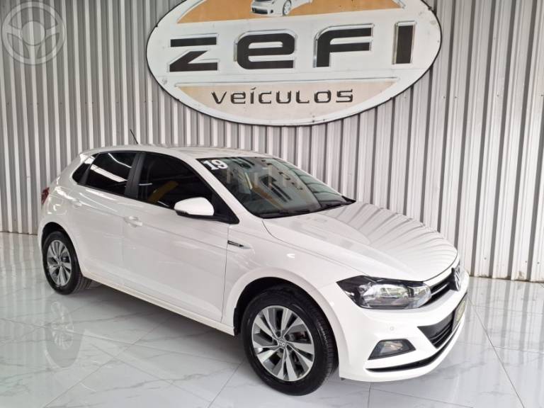 VOLKSWAGEN - POLO 1.0 200 TSI COMFORTLINE AUTOMÁTICO - 2018/2019 - BRANCA - R$ 74.500,00