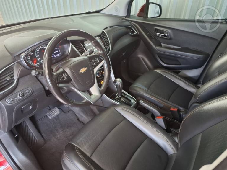 CHEVROLET - TRACKER 1.4 16V TURBO FLEX PREMIER AUTOMÁTICO - 2019/2019 - VERMELHA - R$ 92.900,00