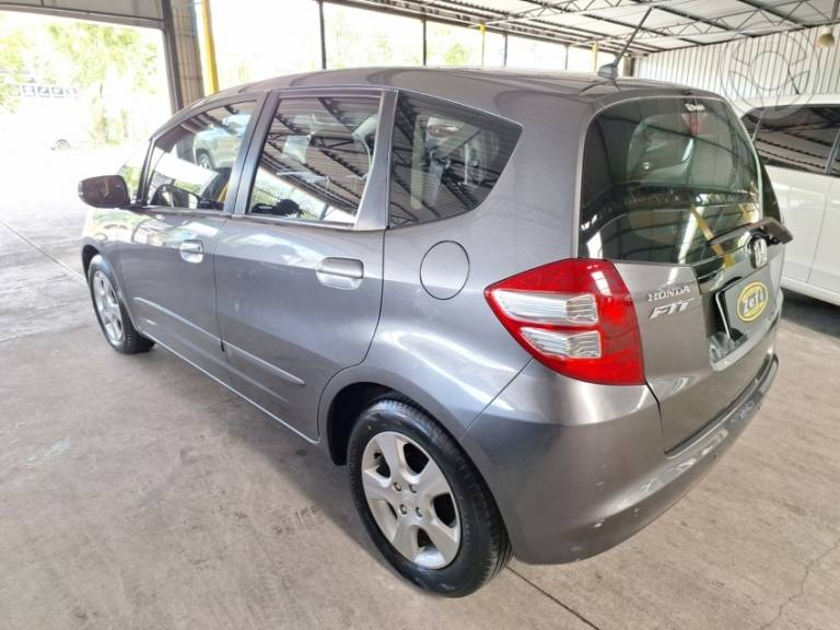 HONDA - FIT 1.4 LX 16V FLEX 4P AUTOMÁTICO - 2009/2010 - CINZA - R$ 49.900,00