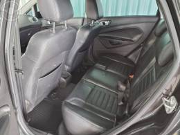 FORD - FIESTA 1.6 SE HATCH 16V FLEX 4P MANUAL - 2015/2016 - PRETA - R$ 49.900,00