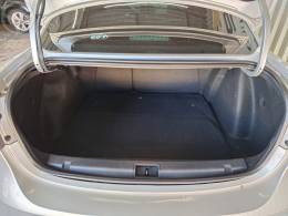 RENAULT - FLUENCE 2.0 DYNAMIQUE PLUS 16V FLEX 4P AUTOMÁTICO - 2015/2016 - PRATA - R$ 58.900,00