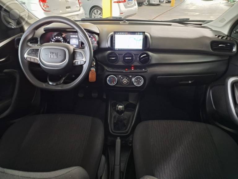 FIAT - CRONOS 1.0 6V FLEX 4P AUTOMÁTICO - 2022/2023 - PRATA - R$ 68.500,00