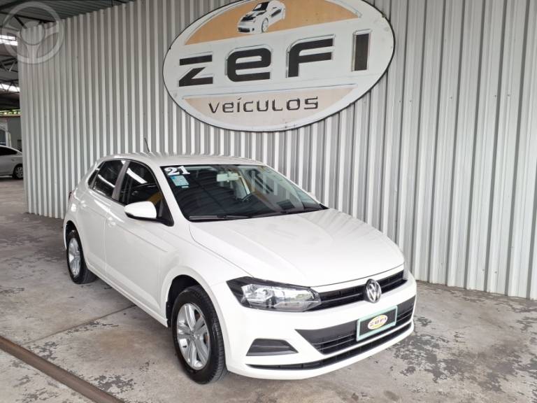 VOLKSWAGEN - POLO 1.0MPI TOTAL FLEX MANUAL - 2020/2021 - BRANCA - R$ 72.900,00