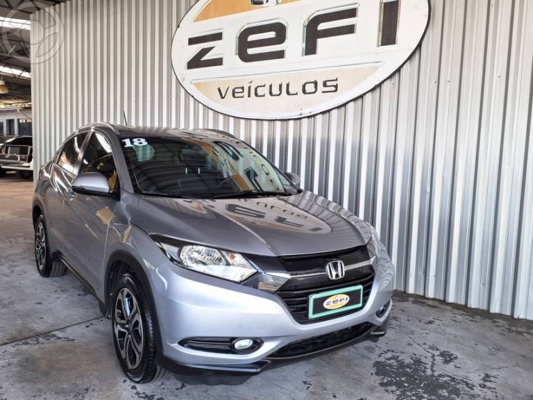 HONDA - HR-V 1.8 16V FLEX EX 4P AUTOMÁTICO - 2017/2018 - PRATA - R$ 92.900,00