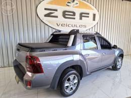RENAULT - DUSTER OROCH 1.6 16V FLEX DYNAMIQUE 4P MANUAL - 2021/2022 - CINZA - R$ 85.900,00