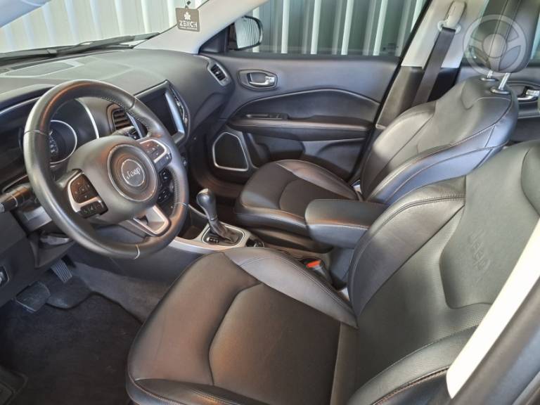 JEEP - COMPASS 2.0 16V FLEX LONGITUDE AUTOMÁTICO - 2019/2020 - CINZA - R$ 101.500,00