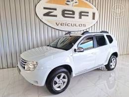 RENAULT - DUSTER 1.6 DYNAMIQUE 4X2 16V FLEX 4P MANUAL - 2013/2014 - BRANCA - R$ 52.900,00
