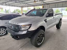 FORD - RANGER 3.2 XLS 4X4 CS 20V DIESEL 2P MANUAL - 2013/2014 - PRATA - R$ 115.900,00