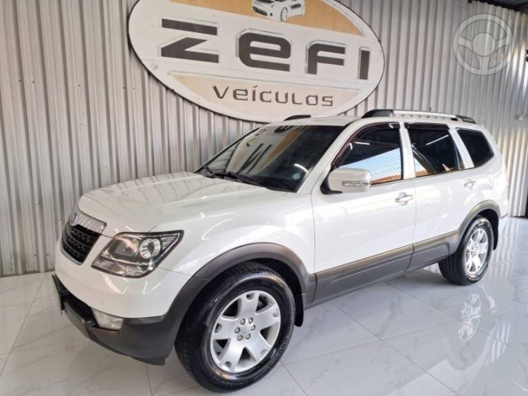 KIA MOTORS - MOHAVE 3.0 4X4 V6 24V TURBO DIESEL 4P AUTOMÁTICO - 2014/2015 - PEROLA - R$ 118.900,00